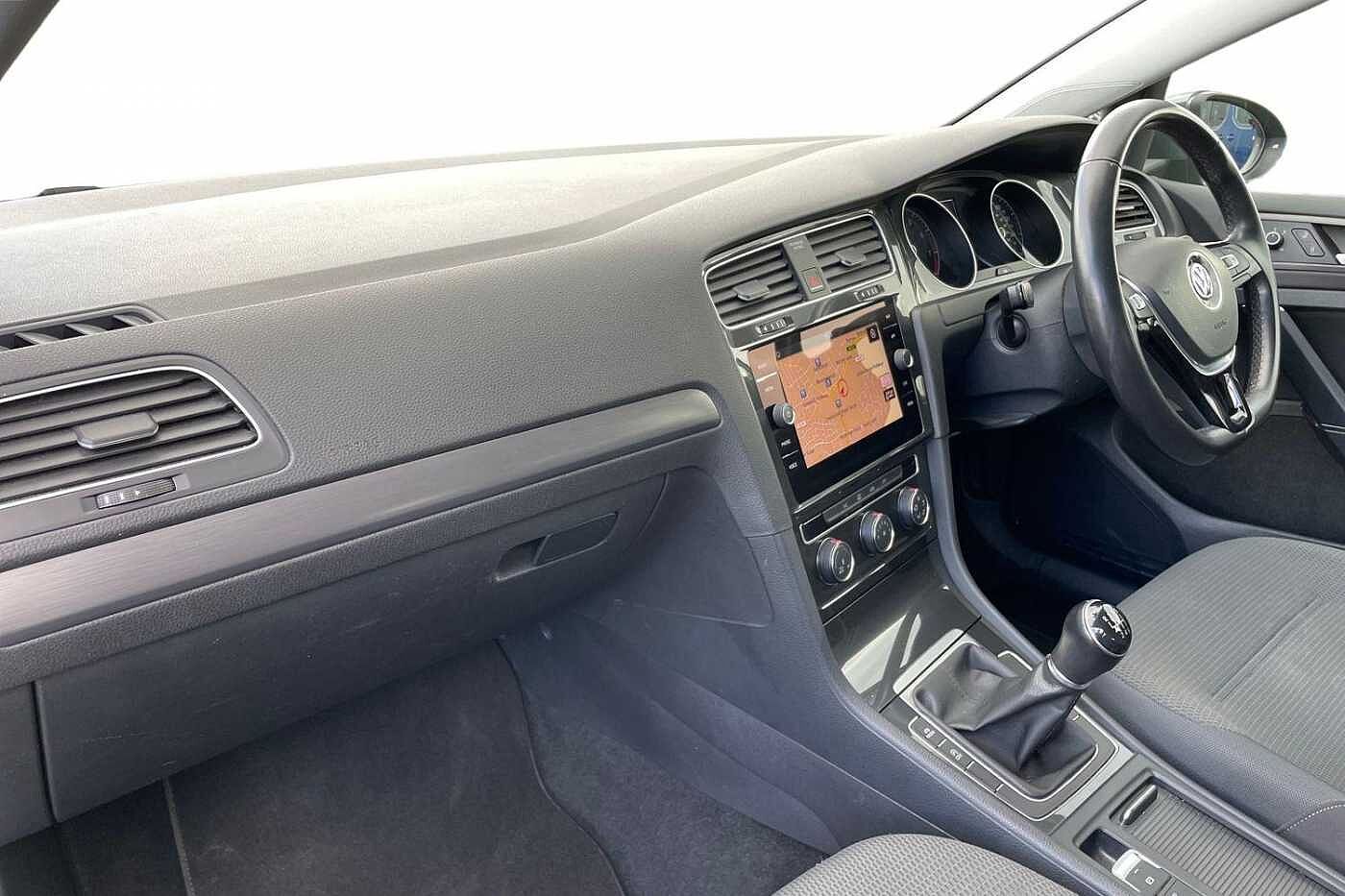 Volkswagen Golf SE Nav 1.4 TSI 125PS 6-speed Manual 5 Door