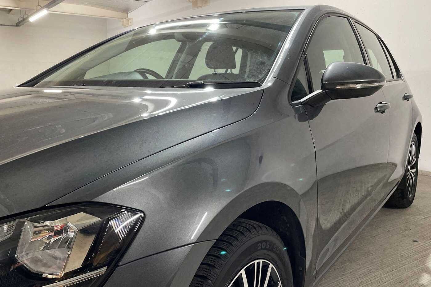 Volkswagen Golf SE Nav 1.4 TSI 125PS 6-speed Manual 5 Door