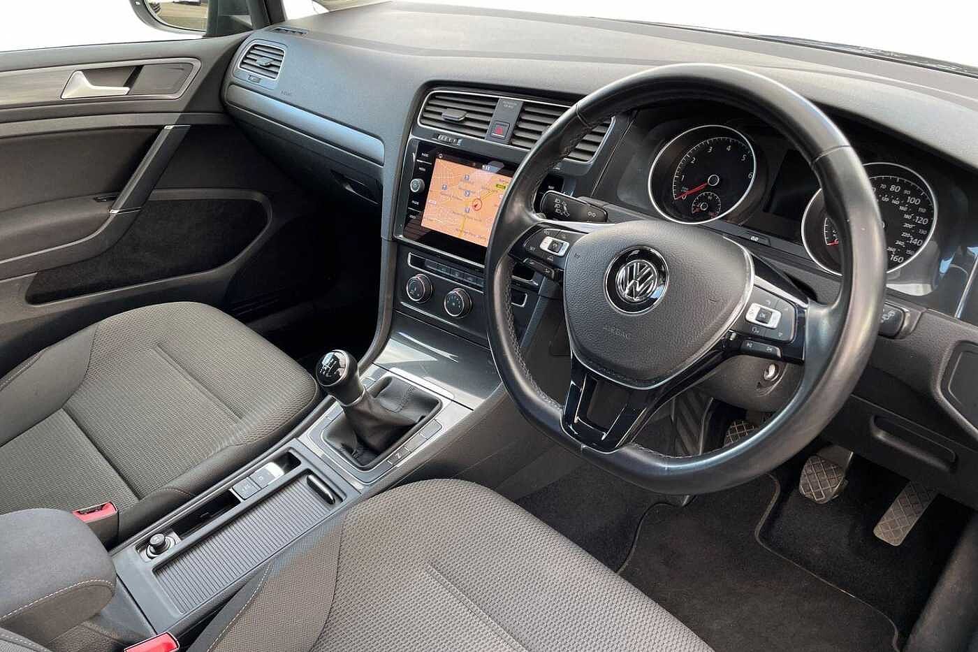 Volkswagen Golf SE Nav 1.4 TSI 125PS 6-speed Manual 5 Door