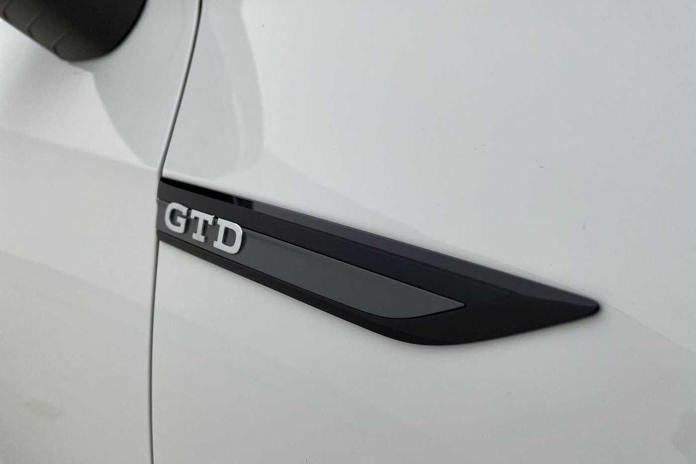 Volkswagen Golf 8 GTD 2.0 TDI 200PS 7-speed DSG 5 Door