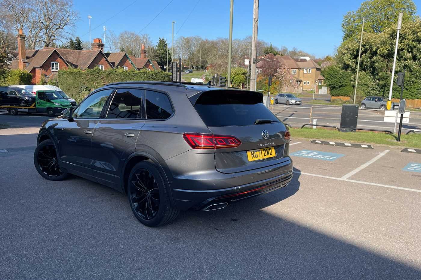 Volkswagen Touareg 3.0TDI (286ps) Black Edition 4Motion