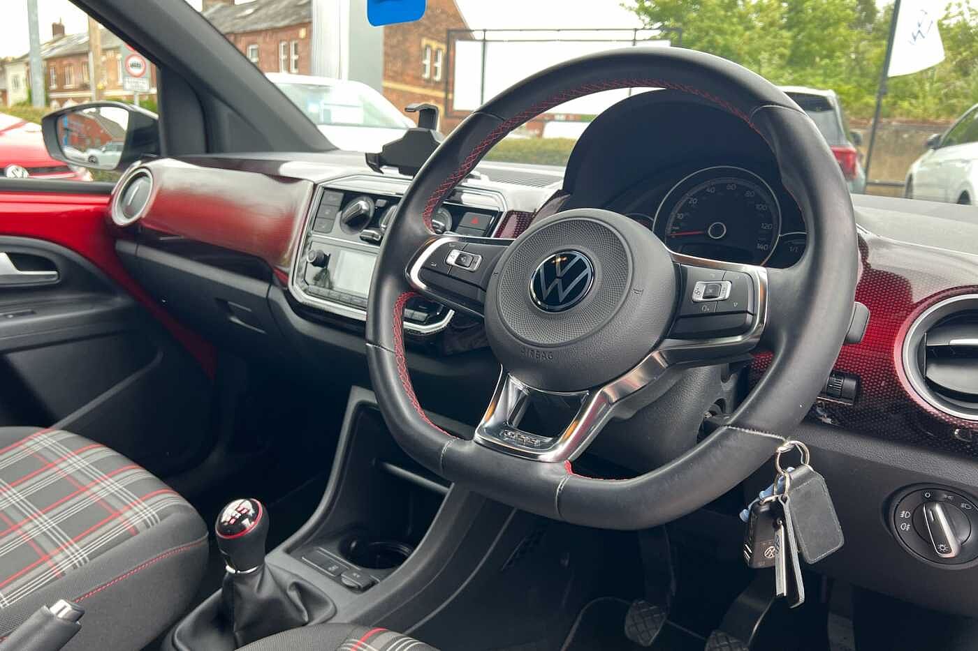 Volkswagen up!