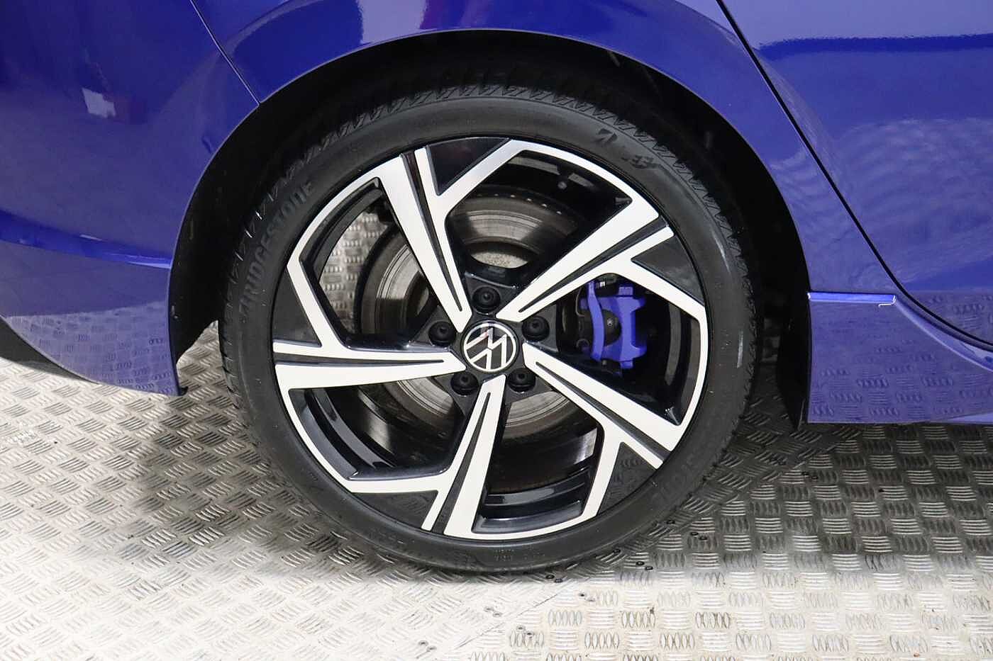 Volkswagen Golf Hatchback 2.0 TSI 320 R 4Motion 5dr DSG