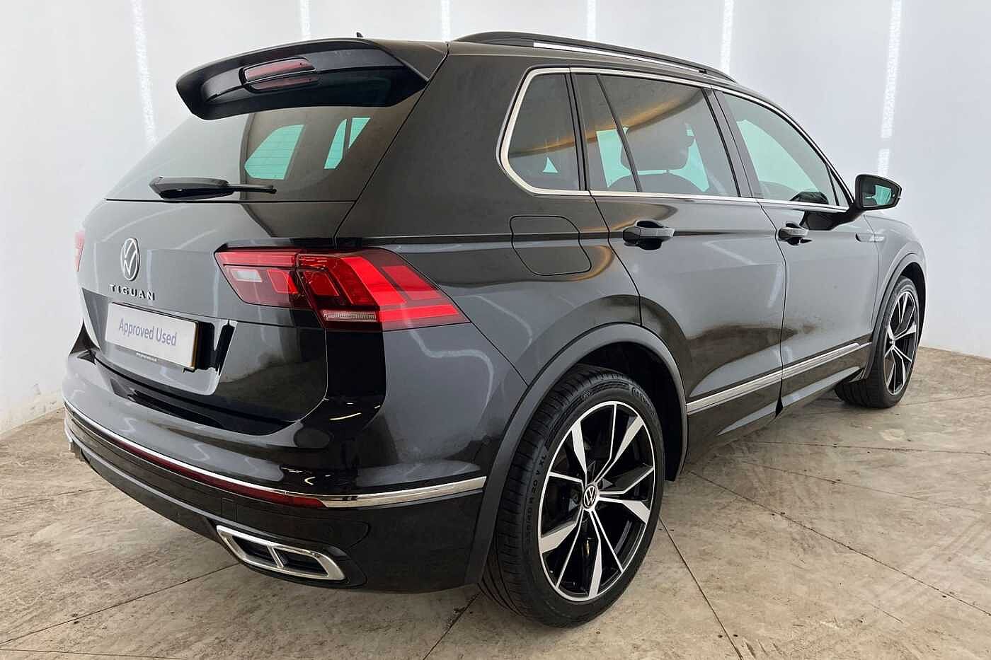 Volkswagen Tiguan 2.0 TDI R-Line SUV 5dr Diesel DSG Euro 6 (s/s) (150 ps)
