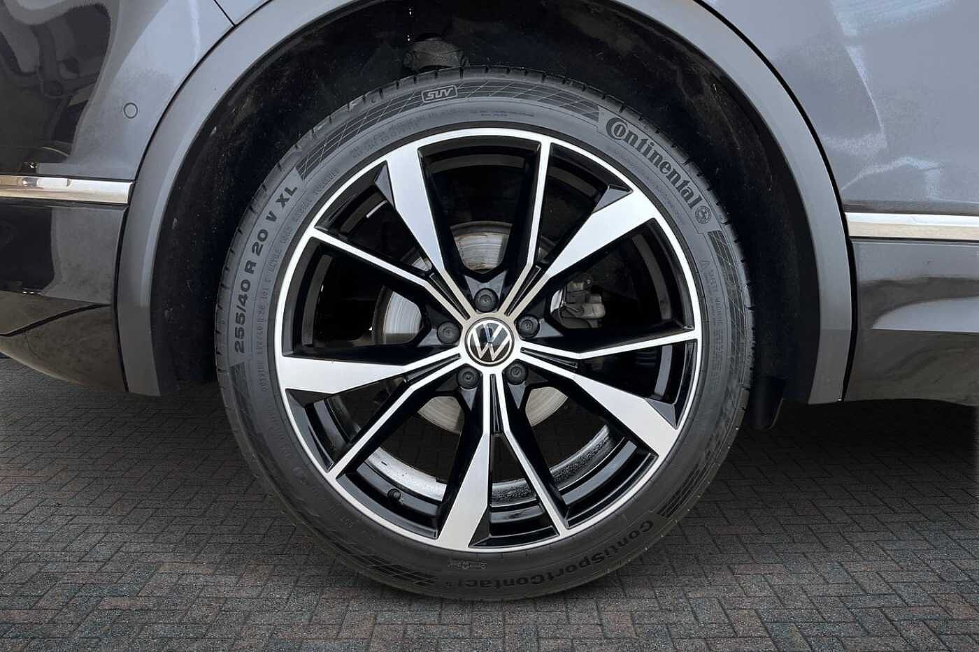 Volkswagen Tiguan 2.0 TDI R-Line SUV 5dr Diesel DSG Euro 6 (s/s) (150 ps)