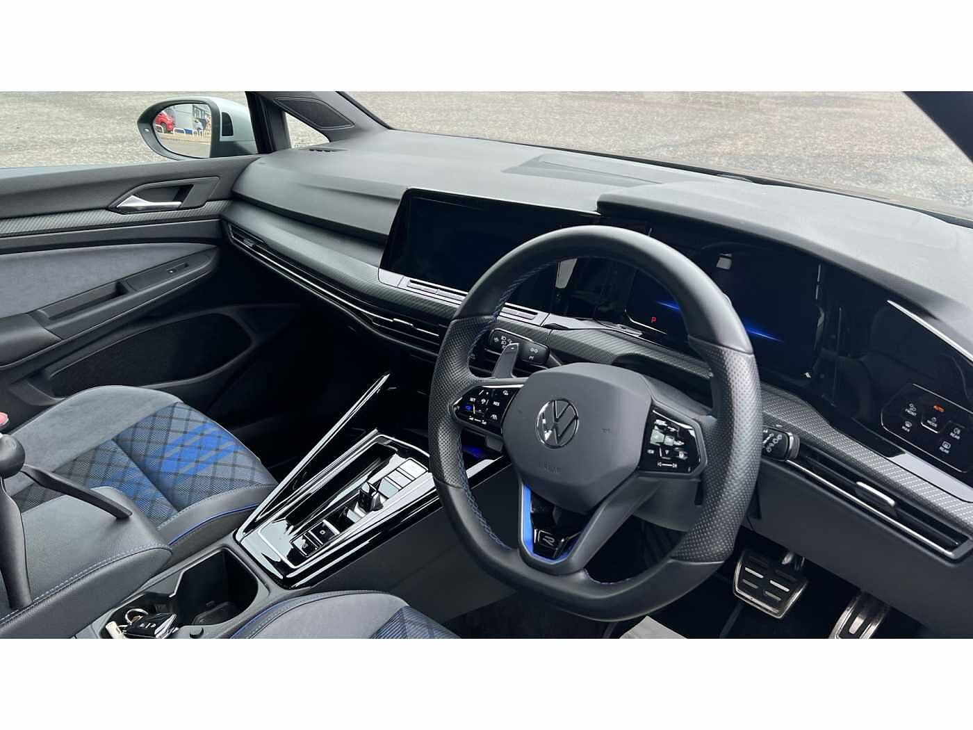 Volkswagen Golf R MK8 2.0 TSI 4Motion 320PS DSG 5 Dr