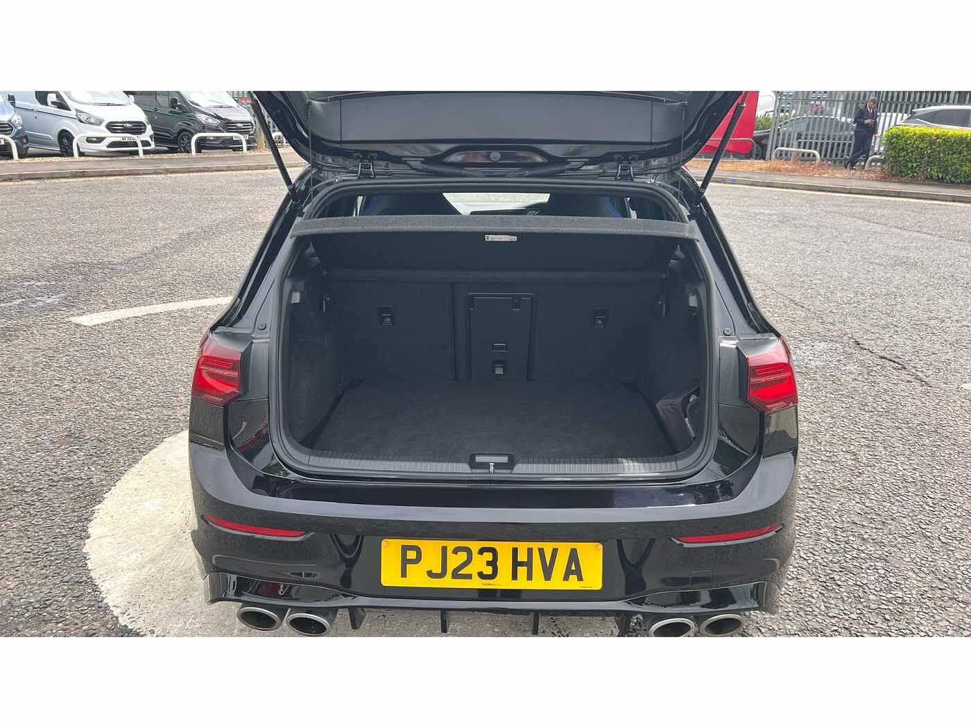 Volkswagen Golf R MK8 2.0 TSI 4Motion 320PS DSG 5 Dr