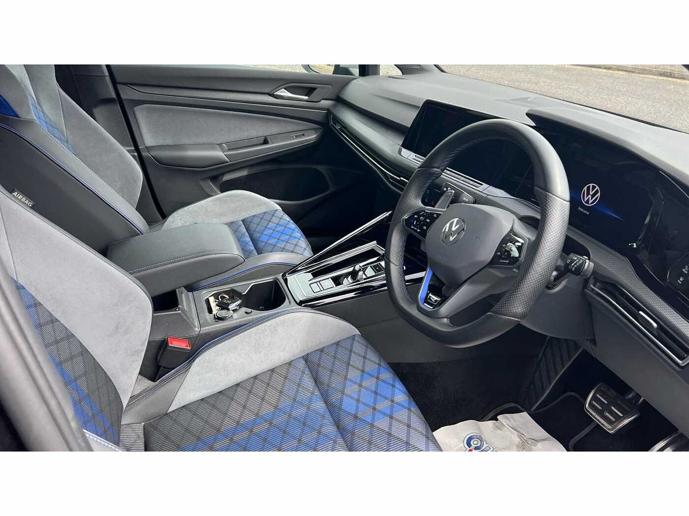 Volkswagen Golf R MK8 2.0 TSI 4Motion 320PS DSG 5 Dr