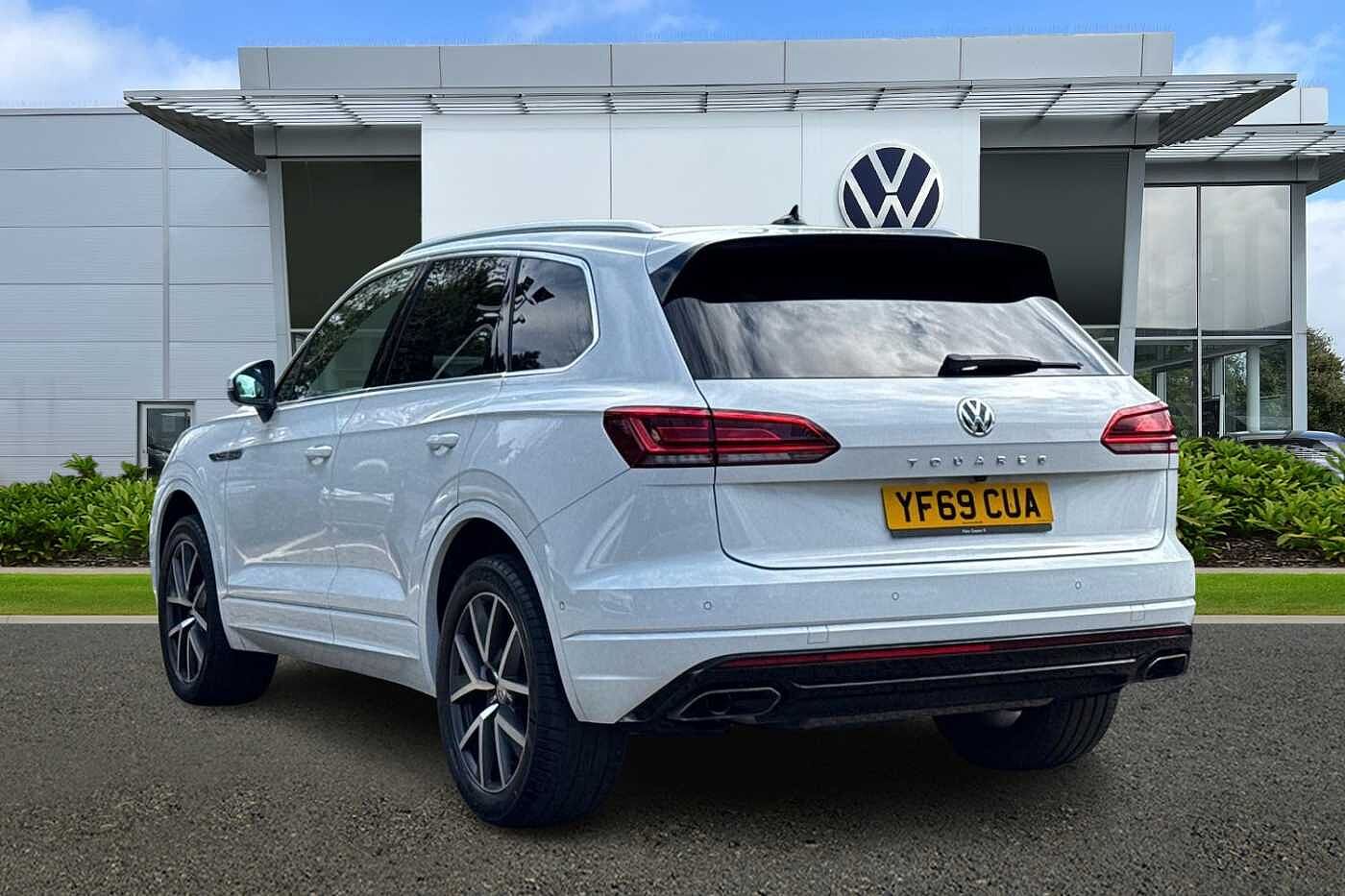 Volkswagen Touareg 5dr 3.0TSI 340ps 4Motion R-Line