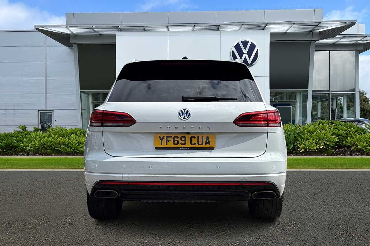Volkswagen Touareg 5dr 3.0TSI 340ps 4Motion R-Line