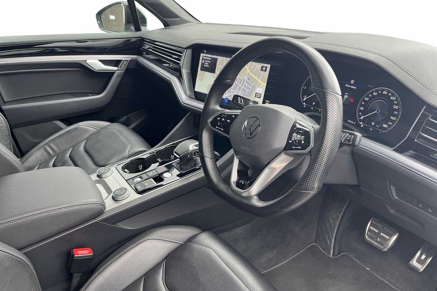 Volkswagen Touareg 3.0 TDI V6 Black Edition SUV 5dr Diesel Tiptronic 4Motion Euro 6 (s/s) (286 ps)
