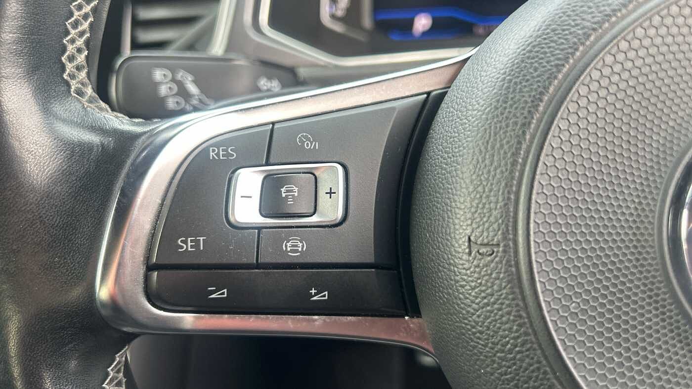 Volkswagen T-ROC 2017 1.5 TSI R-Line 150PS EVO DSG