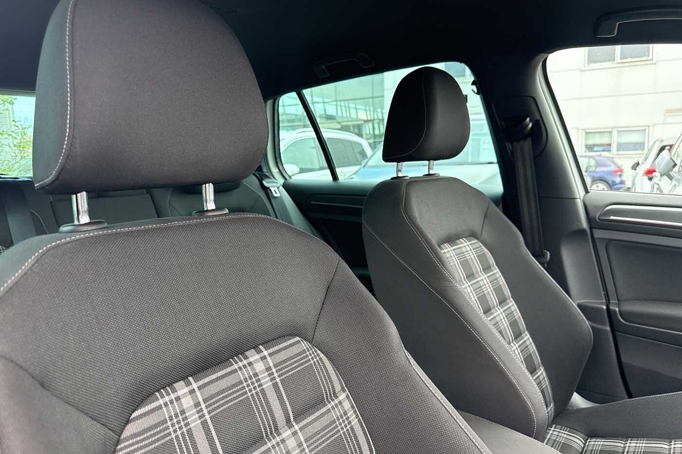 Volkswagen Golf 2.0 TDI GTD Blueline 184PS DSG 5Dr
