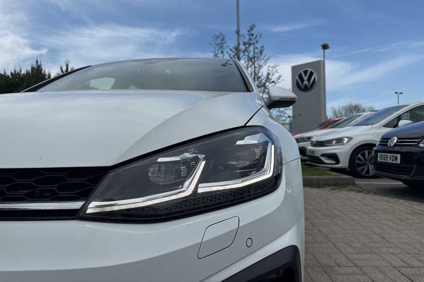 Volkswagen Golf 2.0 TDI GTD Blueline 184PS DSG 5Dr